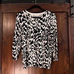 Joseph A. Women's Size Medium Black and White Animal Print Cardigan / Sweater